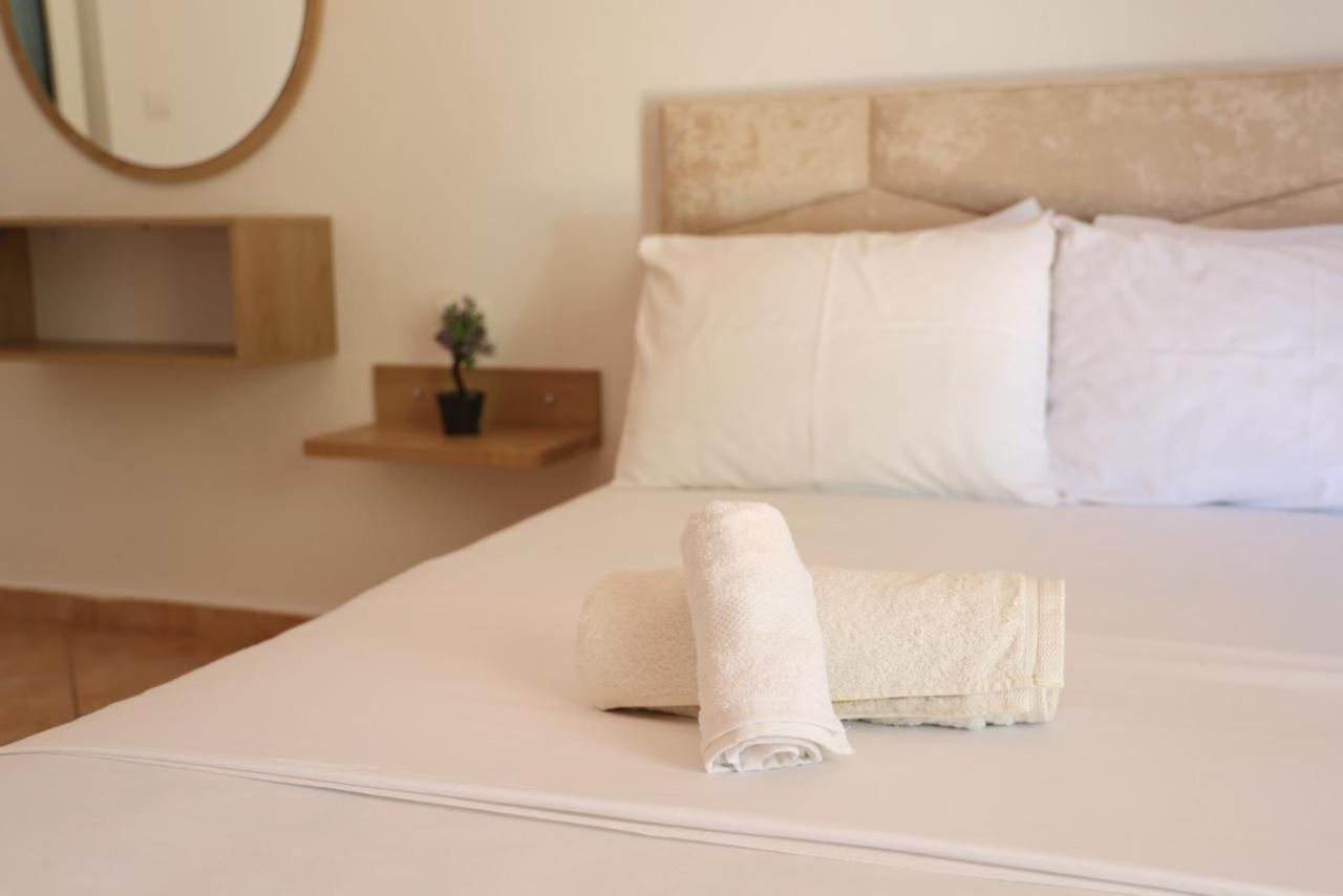 Apartments Villa Luti Stjar Luaran gambar