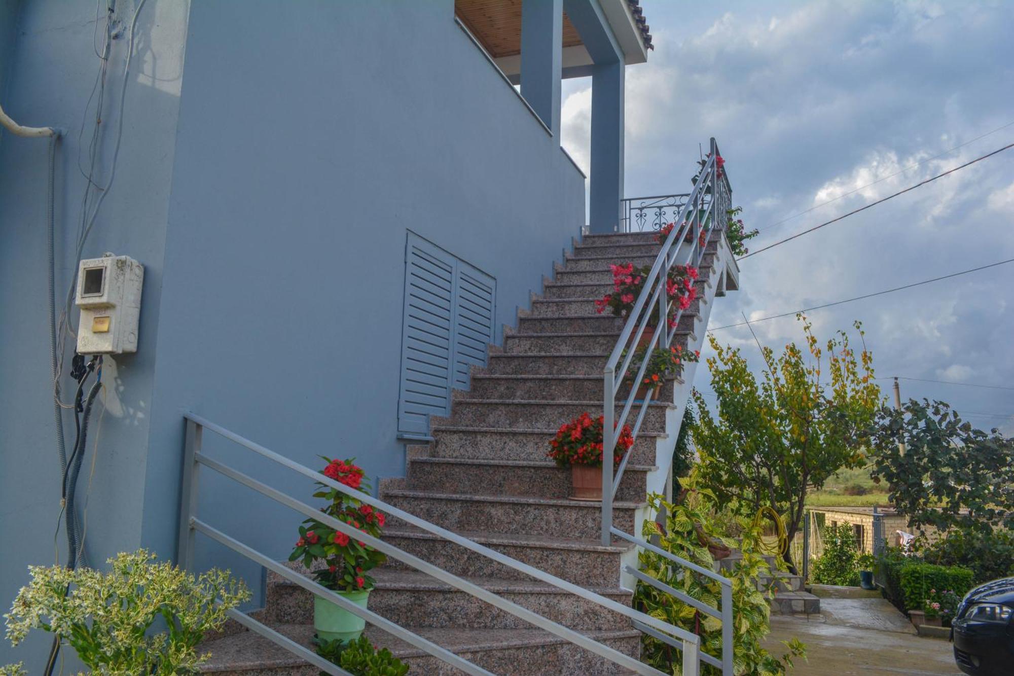 Apartments Villa Luti Stjar Luaran gambar